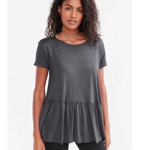 Urban Outfitters Truly Madly Deeply Top Size XS